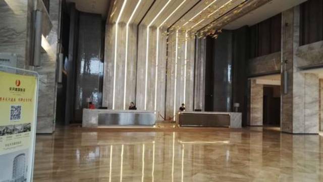 石材挂件产生的污染怎么处理?要做石材翻新吗? 石材挂件产生的污染怎么处理?要做石材翻新吗?